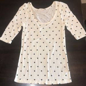 Old navy black and white polka dot shirt